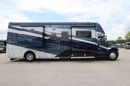 2026 Newmar Super Star 3731 Super C