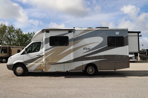 2014 Winnebago View Profile 24G