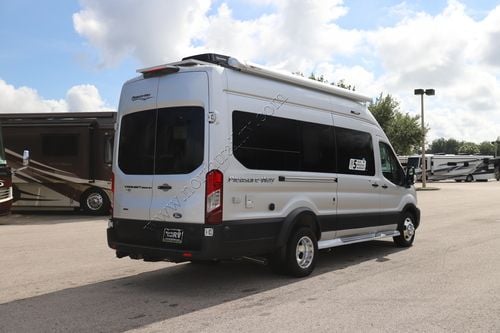 2027 Pleasure-Way Ontour 2.2 AWD