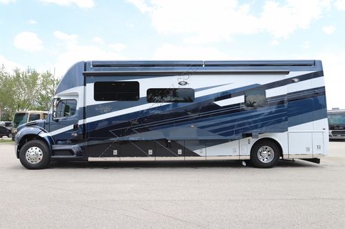 2026 Newmar Super Star 3731 Super C