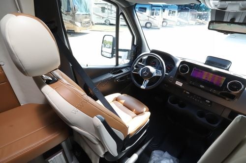 2027 Airstream Atlas RT