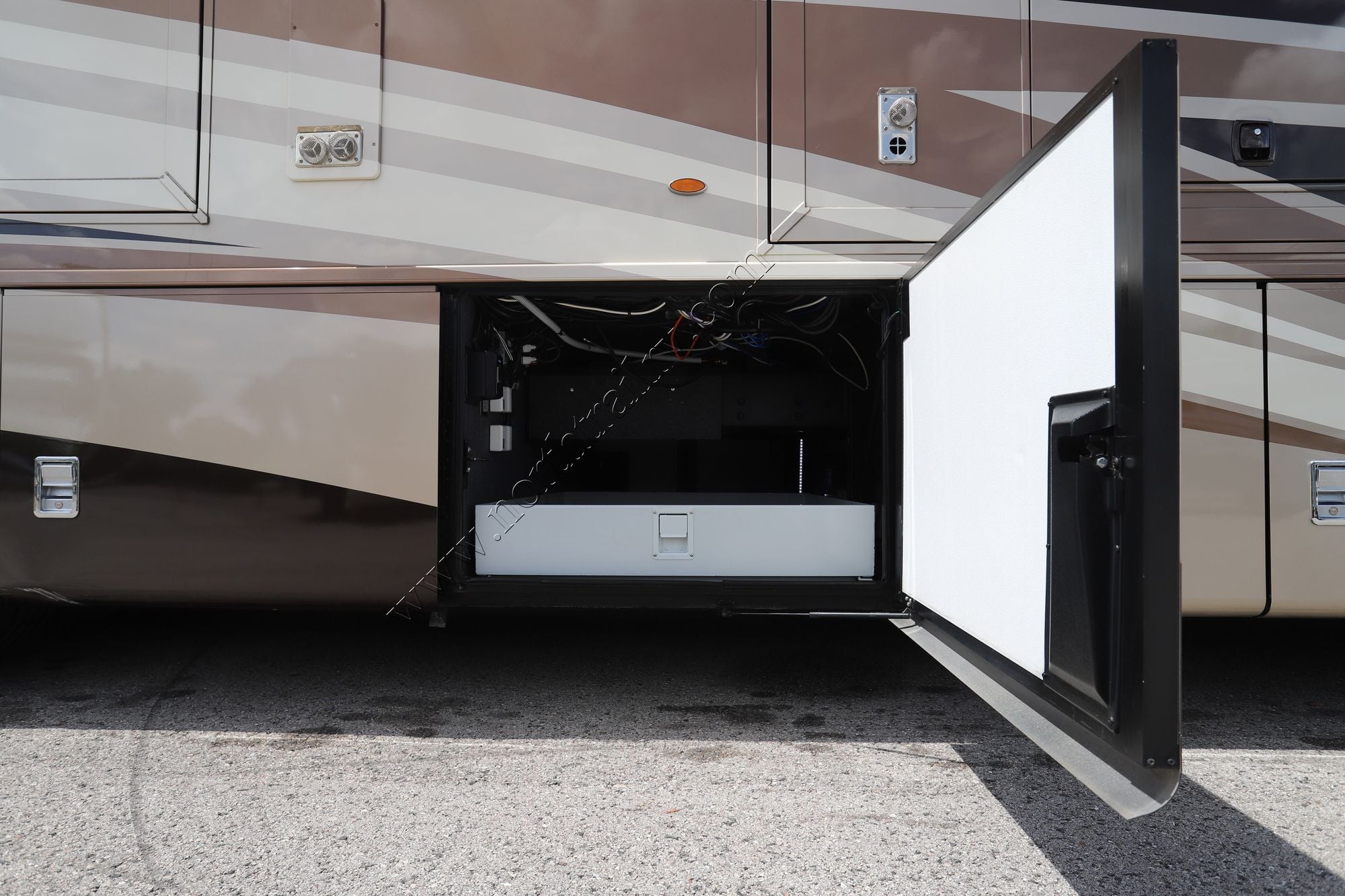 Used 2020 Newmar Ventana 3709 Class A  For Sale