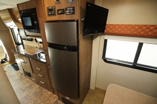 2014 Winnebago View Profile 24G