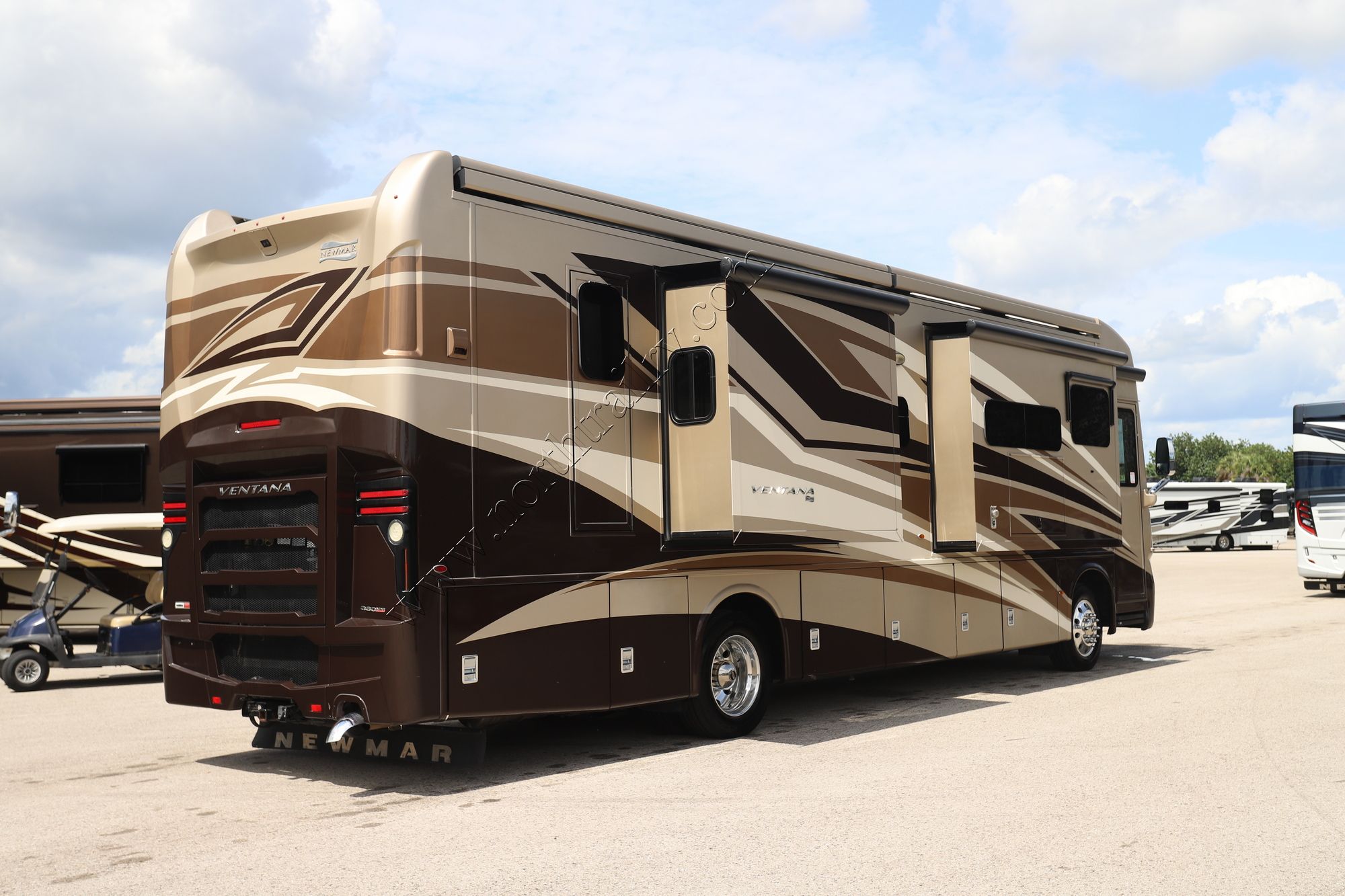 Used 2020 Newmar Ventana 3709 Class A  For Sale