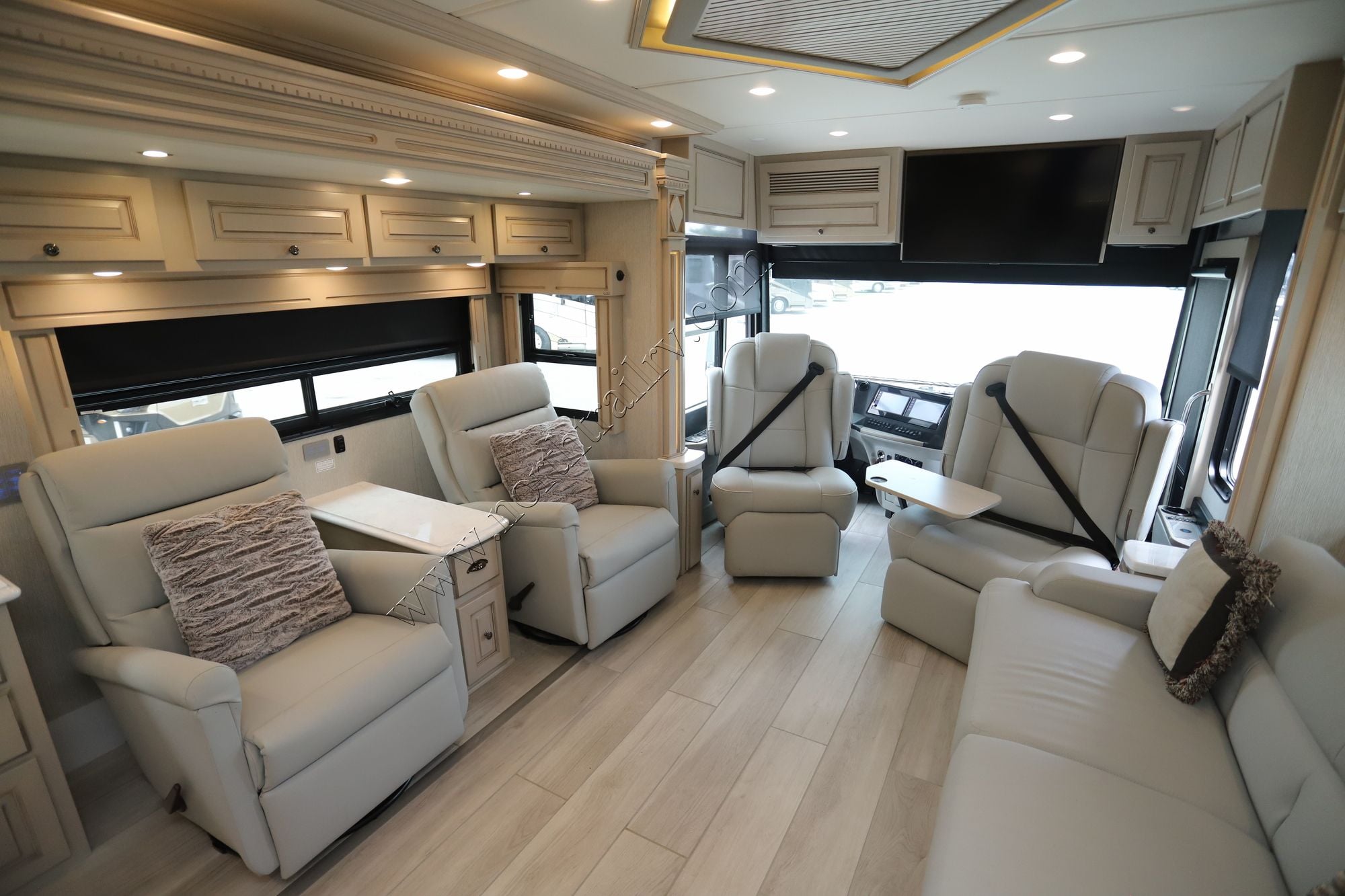 Used 2022 Newmar Dutch Star 4328 Class A  For Sale