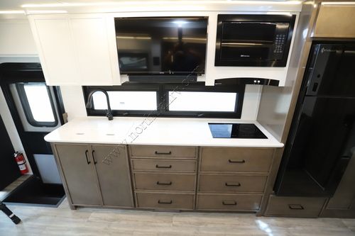 2027 Newmar Freedom Aire 2515