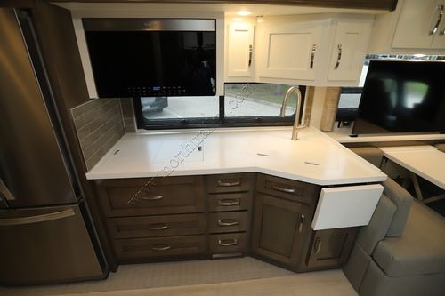 2026 Newmar Super Star 3731 Super C