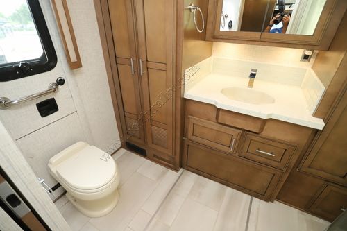 2020 Newmar Ventana 3709