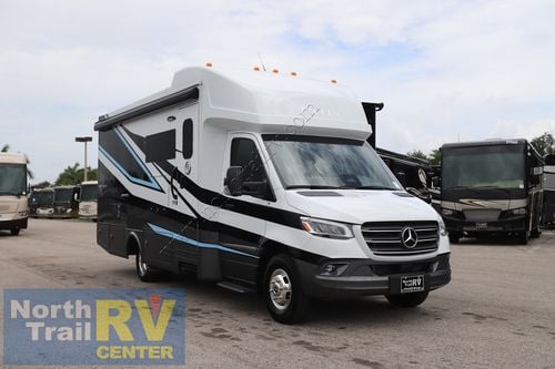 2027 Tiffin Motor Homes Wayfarer 25RW Class C