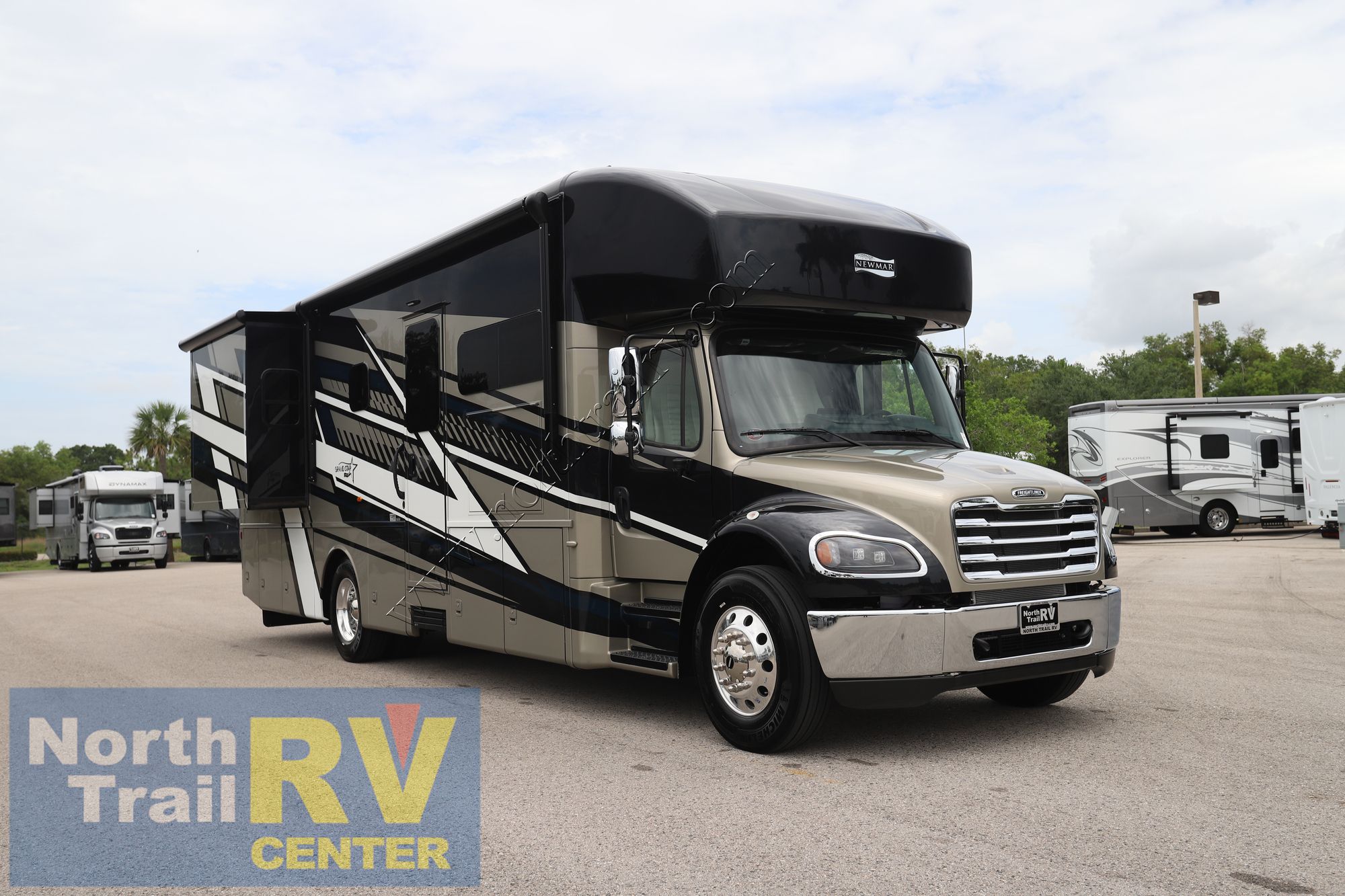 New 2027 Newmar Grand Star 3444 Super C  For Sale