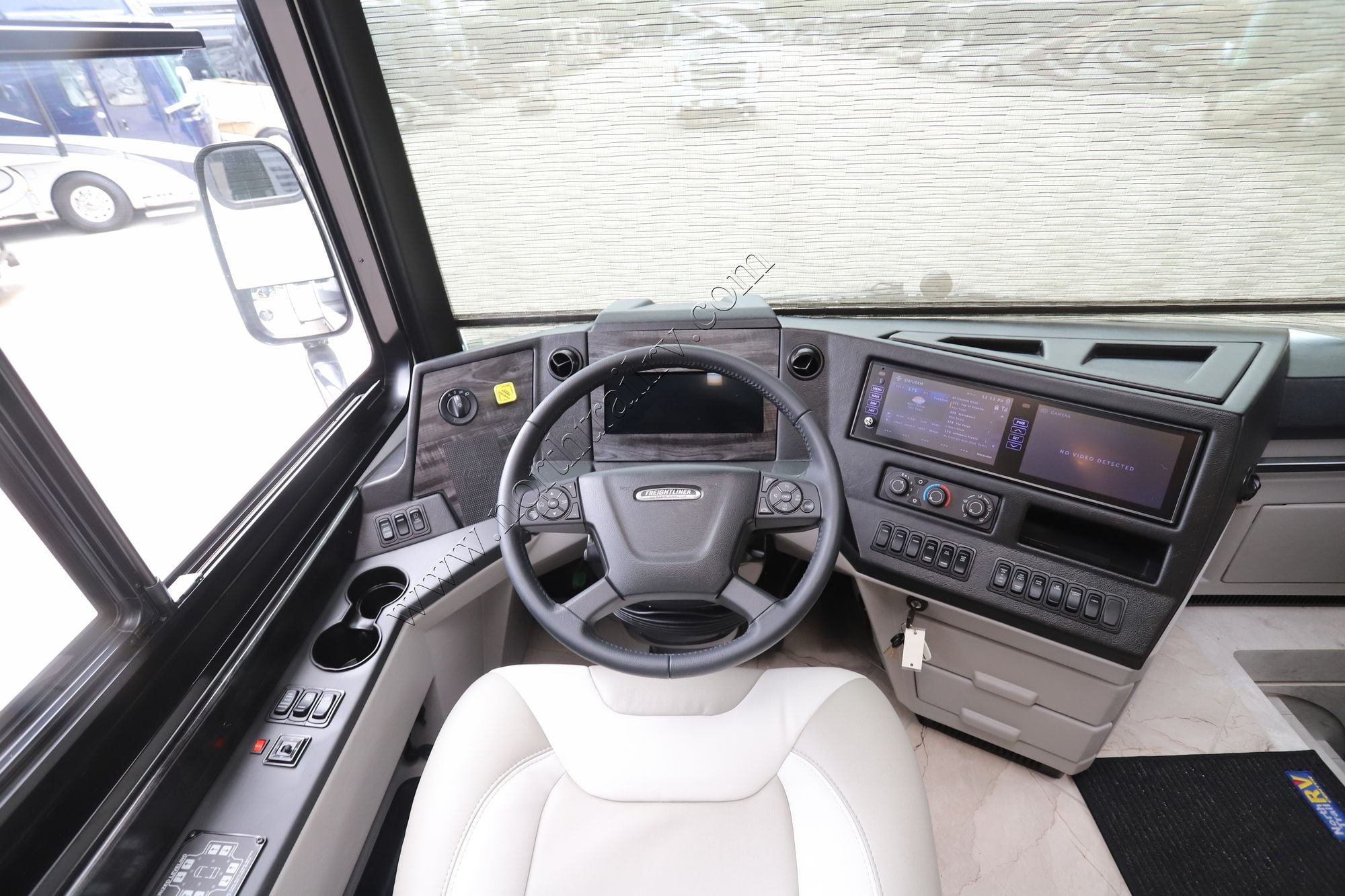New 2027 Newmar Dutch Star 4345 Class A  For Sale