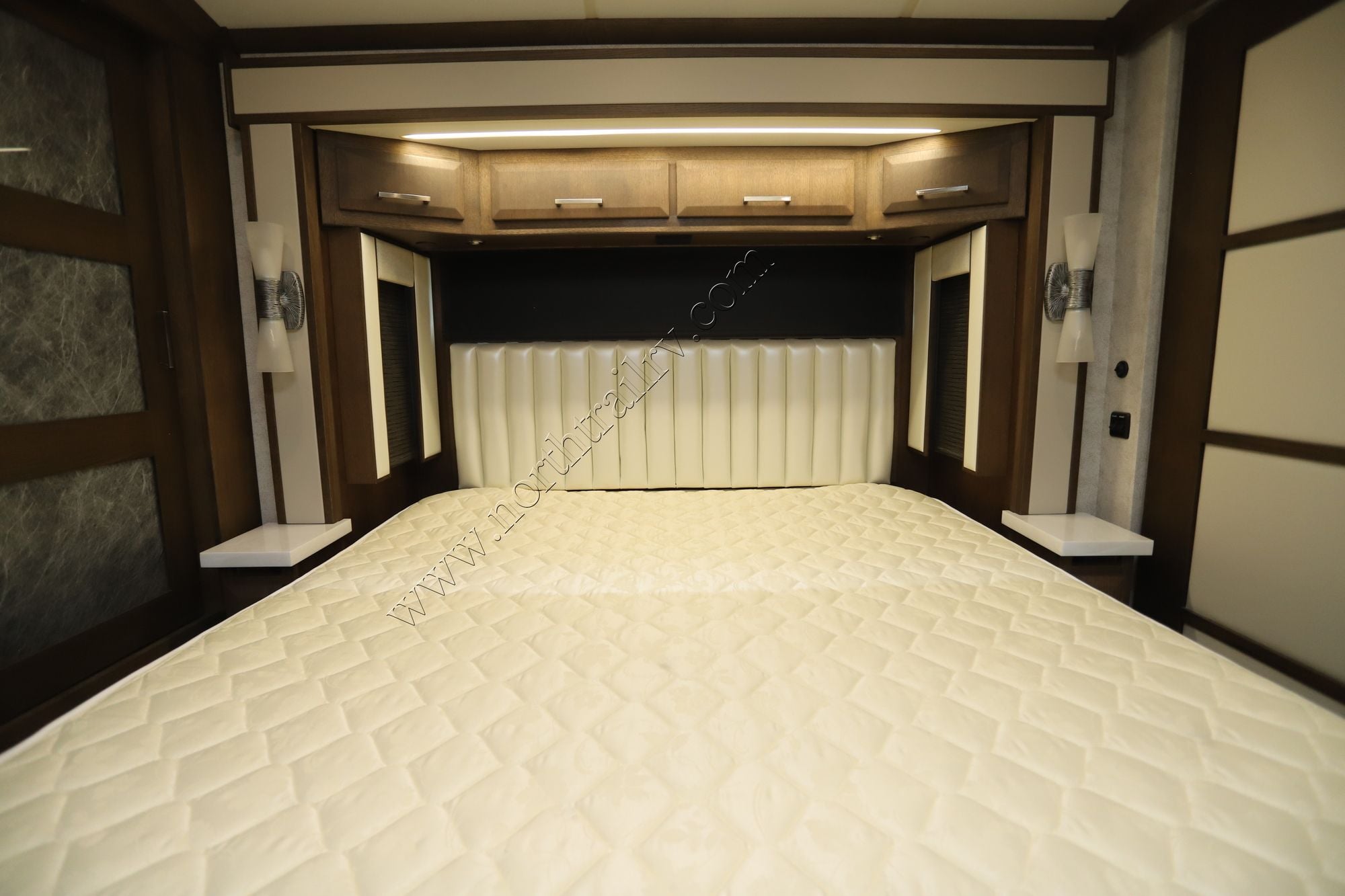 Used 2023 Newmar New Aire 3543 Class A  For Sale