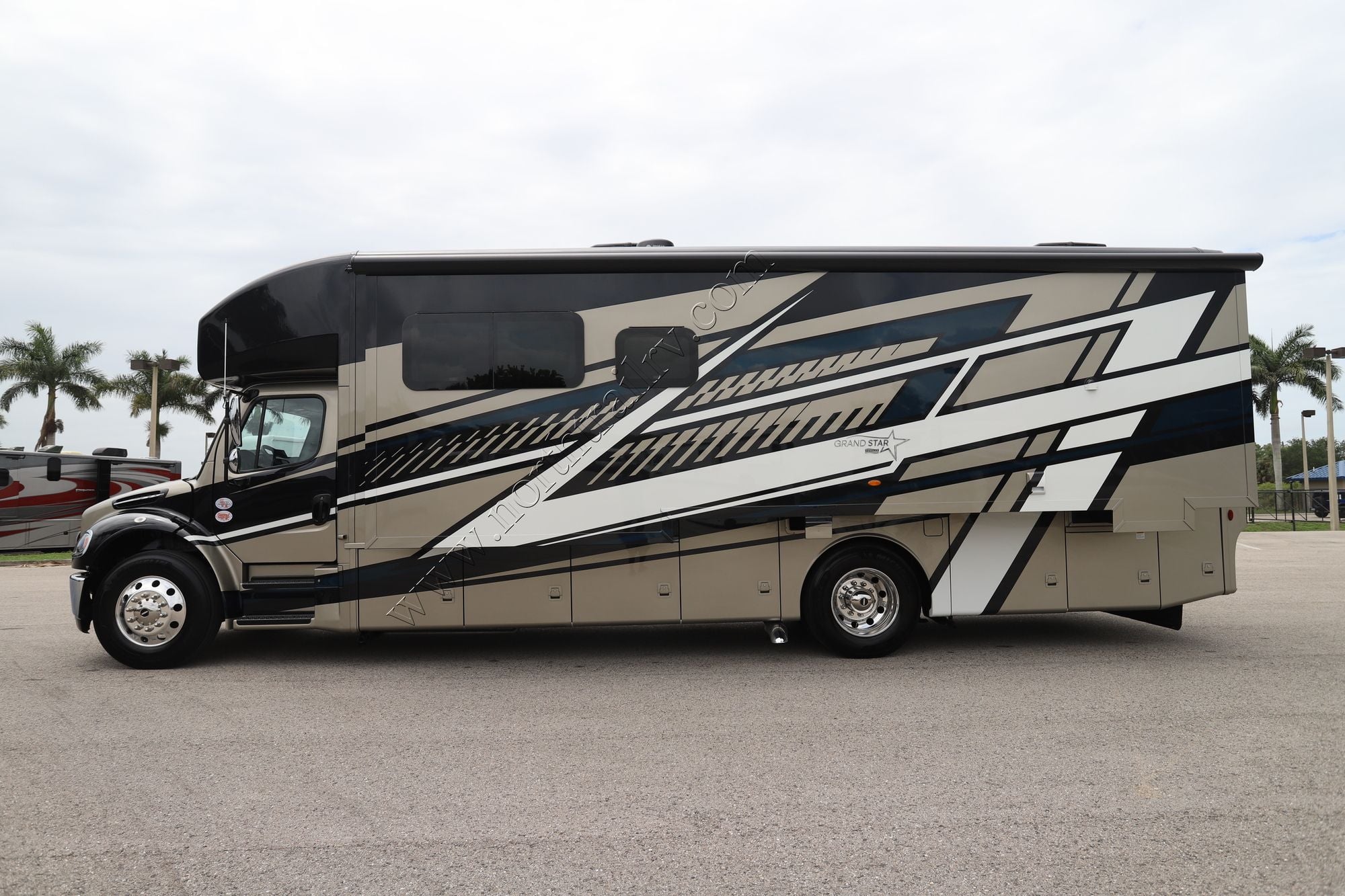 New 2027 Newmar Grand Star 3444 Super C  For Sale