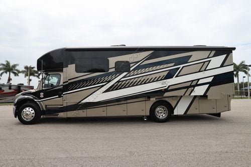 2027 Newmar Grand Star 3444