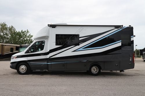 2027 Tiffin Motor Homes Wayfarer 25RW Class C