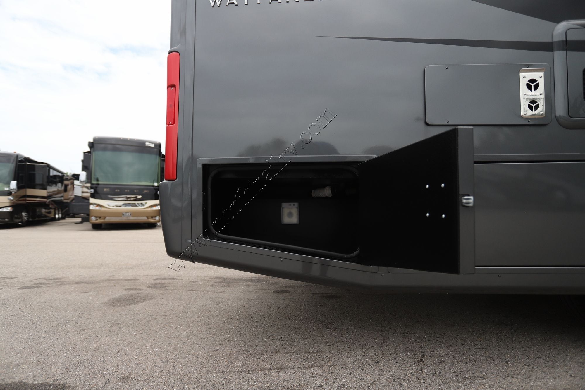 New 2027 Tiffin Motor Homes Wayfarer 25RW Class C  For Sale