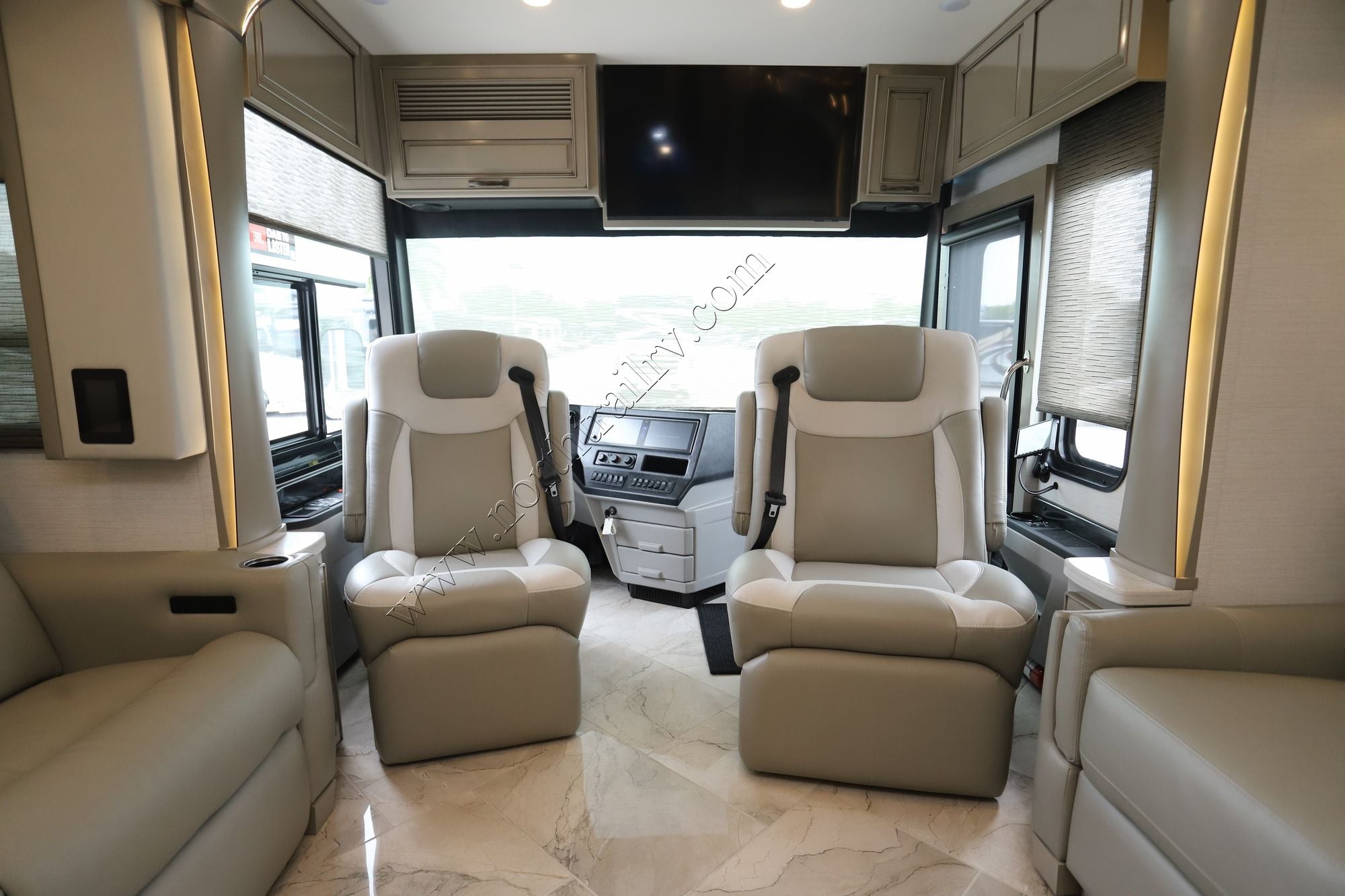 New 2027 Newmar Dutch Star 4345 Class A  For Sale