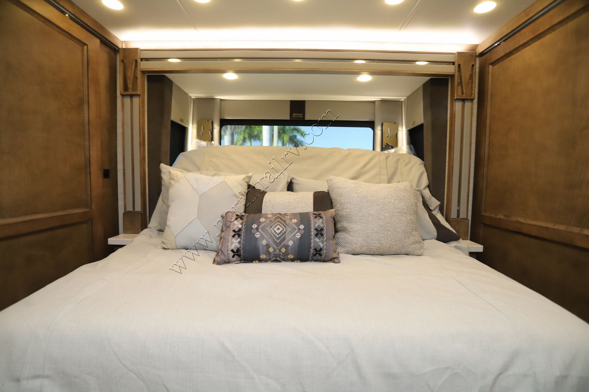 New 2026 Tiffin Motor Homes Allegro Bus 45OPP Class A  For Sale