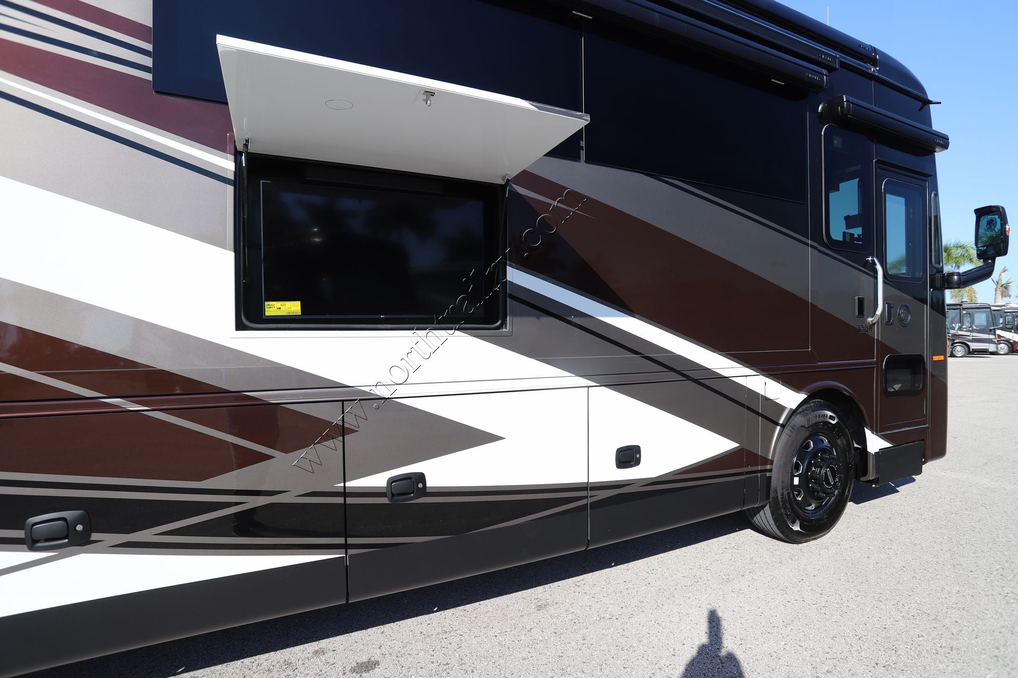 New 2026 Tiffin Motor Homes Allegro Bus 45OPP Class A  For Sale