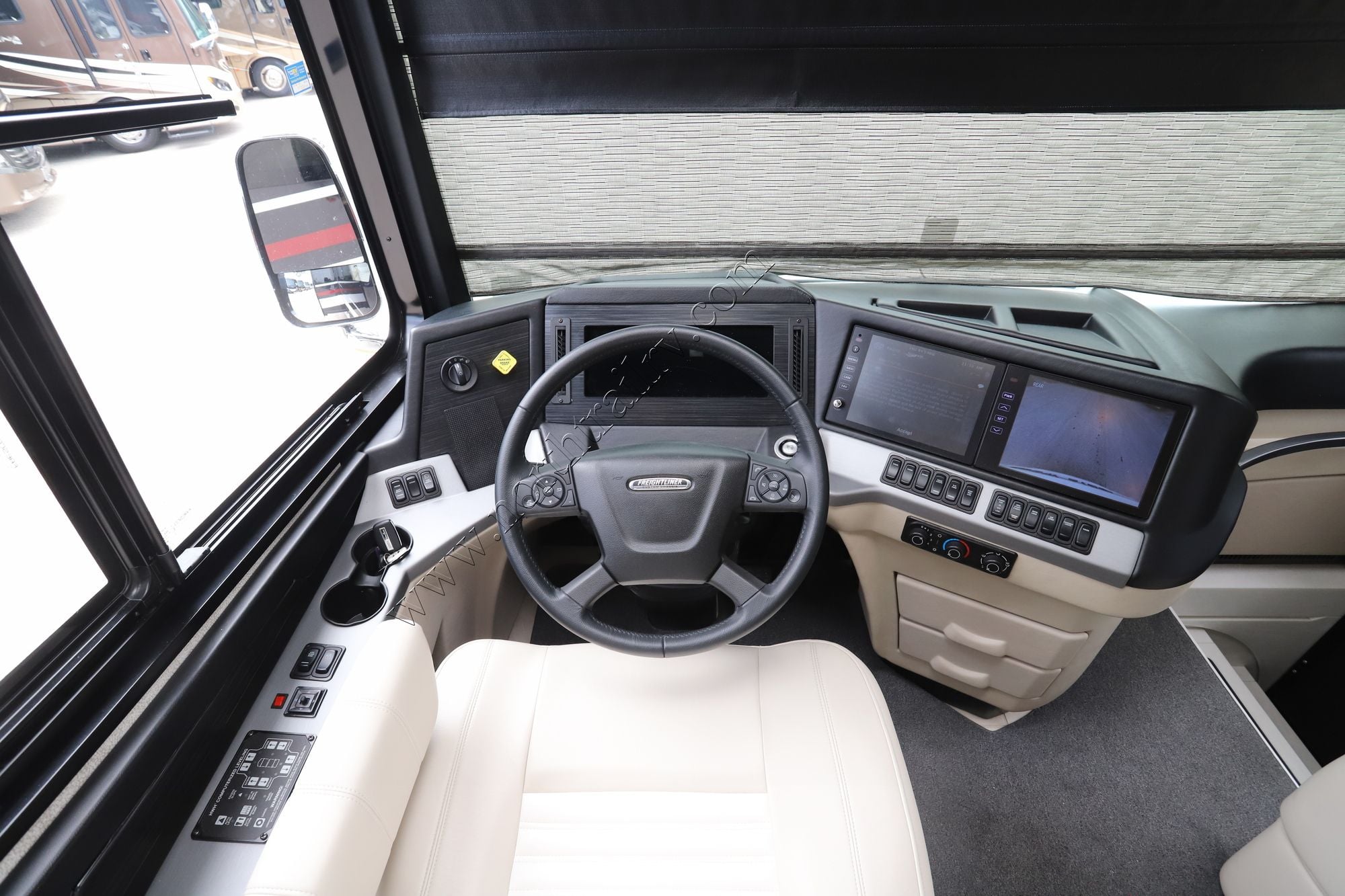 Used 2023 Newmar New Aire 3543 Class A  For Sale