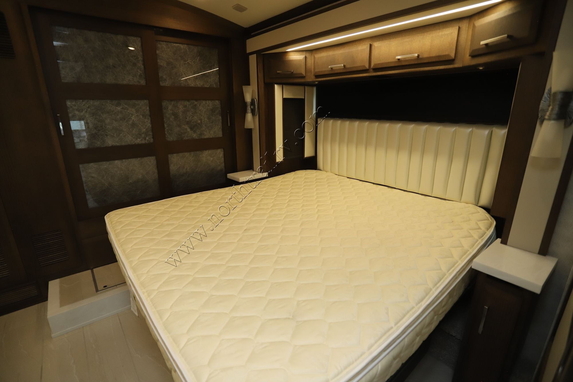 Used 2023 Newmar New Aire 3543 Class A  For Sale