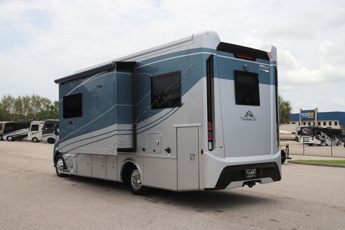 2027 Newmar Freedom Aire 2512