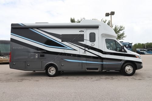 2027 Tiffin Motor Homes Wayfarer 25RW Class C