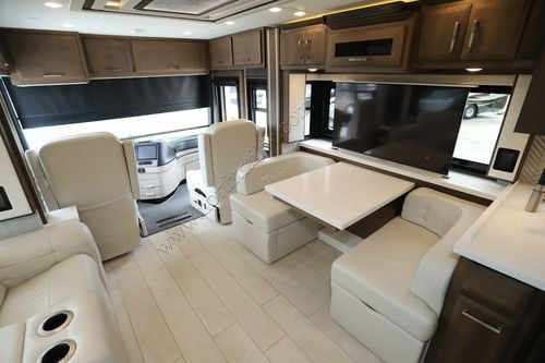 2023 Newmar New Aire 3543