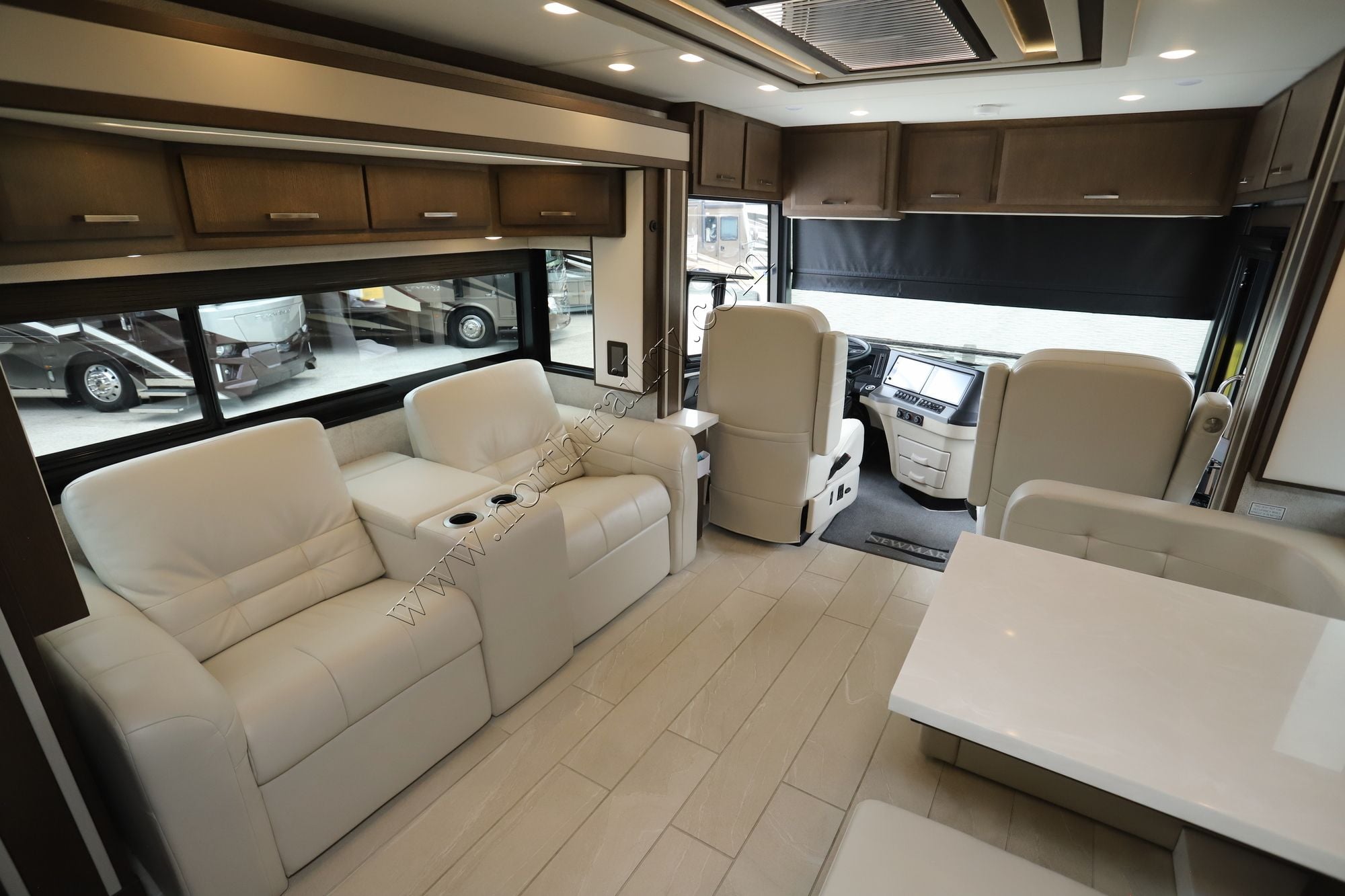 Used 2023 Newmar New Aire 3543 Class A  For Sale