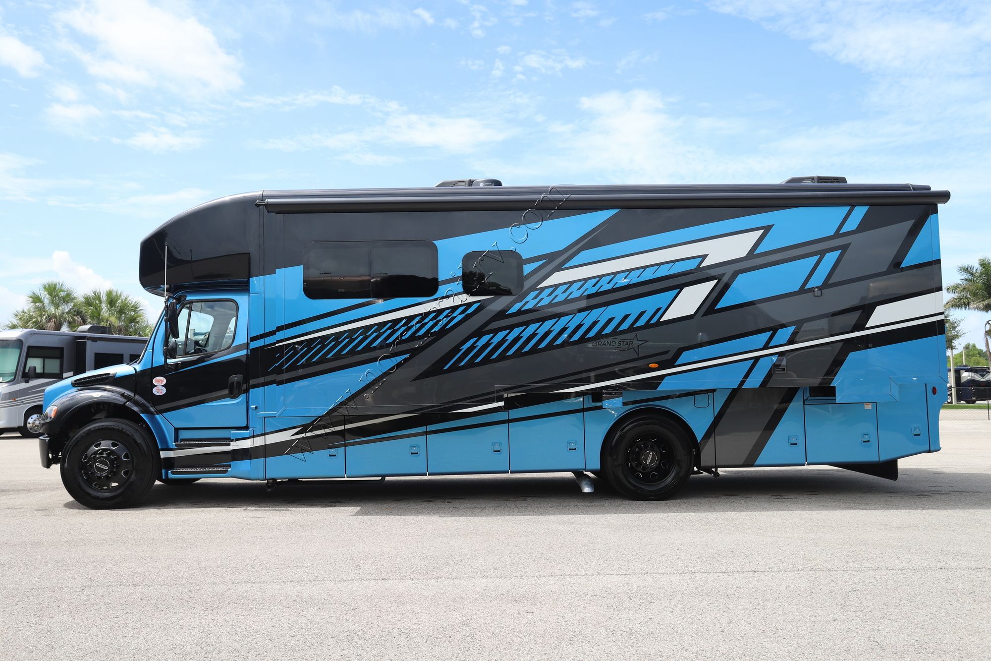 New 2027 Newmar Grand Star 3444 Super C  For Sale