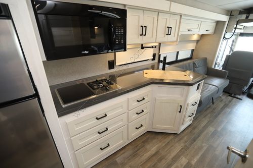 2022 Winnebago Adventurer 29B