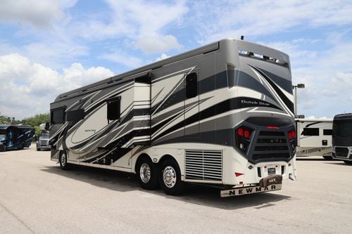 2021 Newmar Dutch Star 4363 Class A