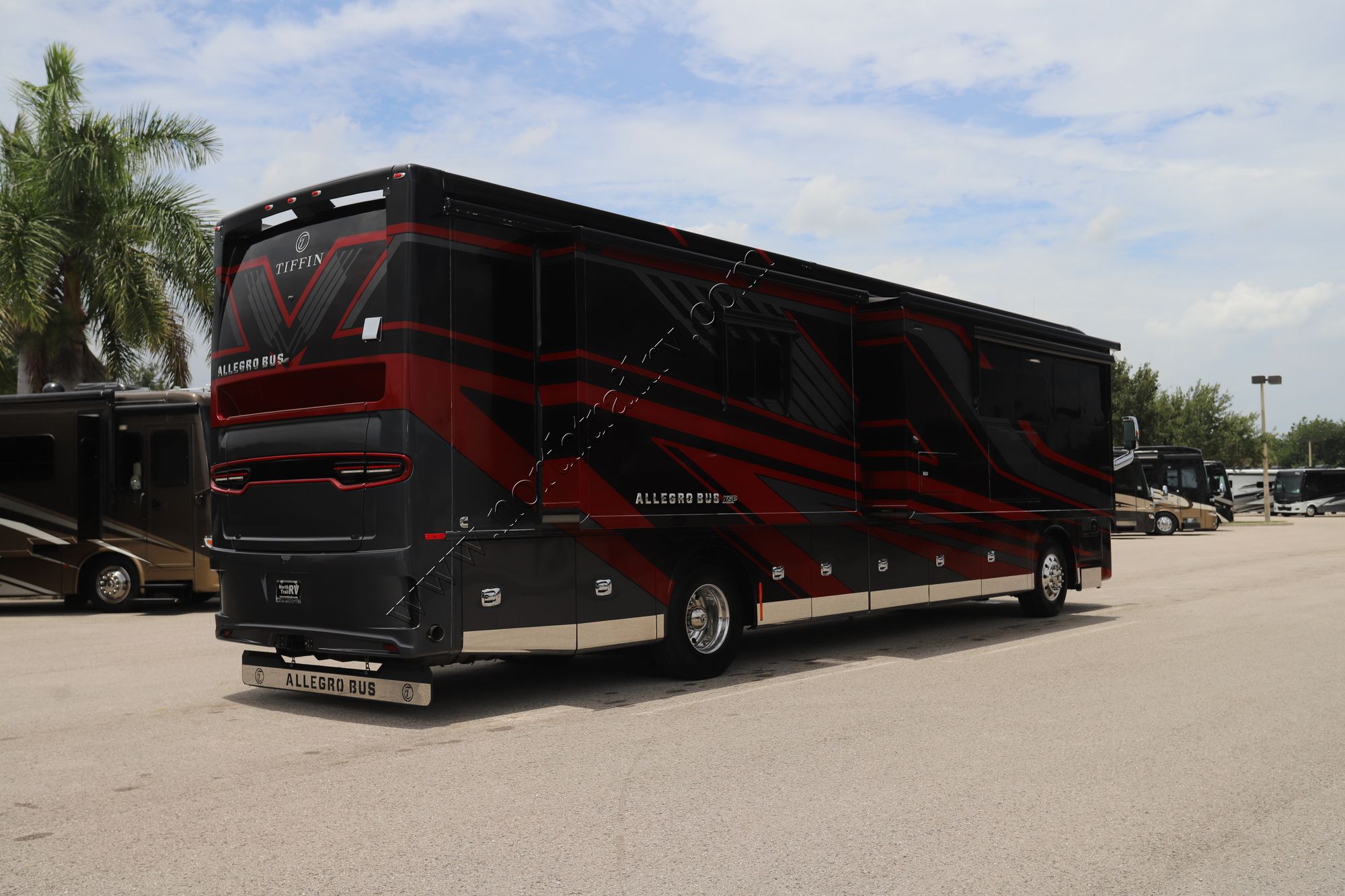 Used 2023 Tiffin Motor Homes Allegro Bus 40IP Class A  For Sale