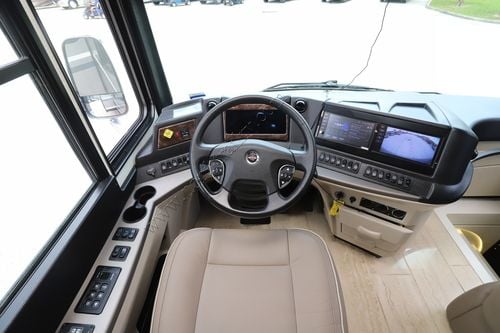 2021 Newmar Dutch Star 4363 Class A