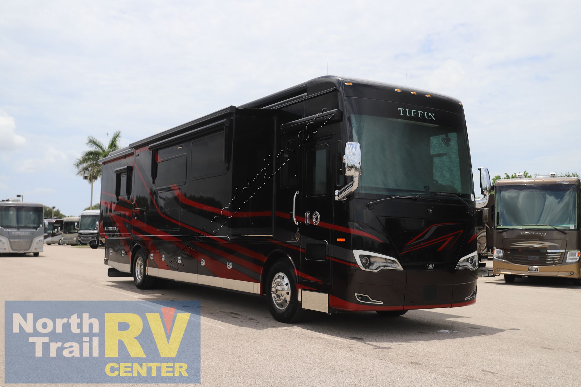 Used 2023 Tiffin Motor Homes Allegro Bus 40IP Class A  For Sale