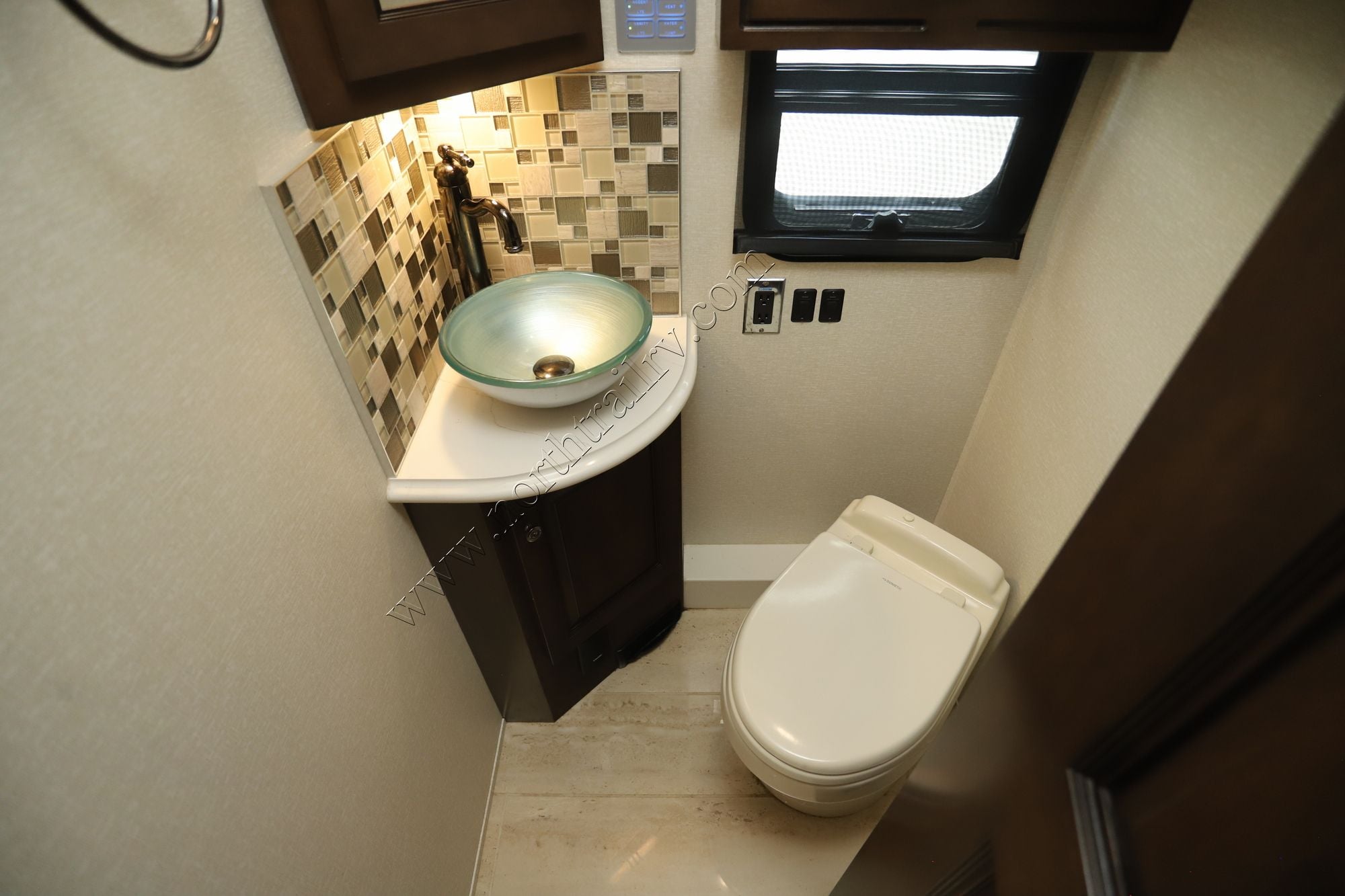 Used 2021 Newmar Dutch Star 4363 Class A  For Sale
