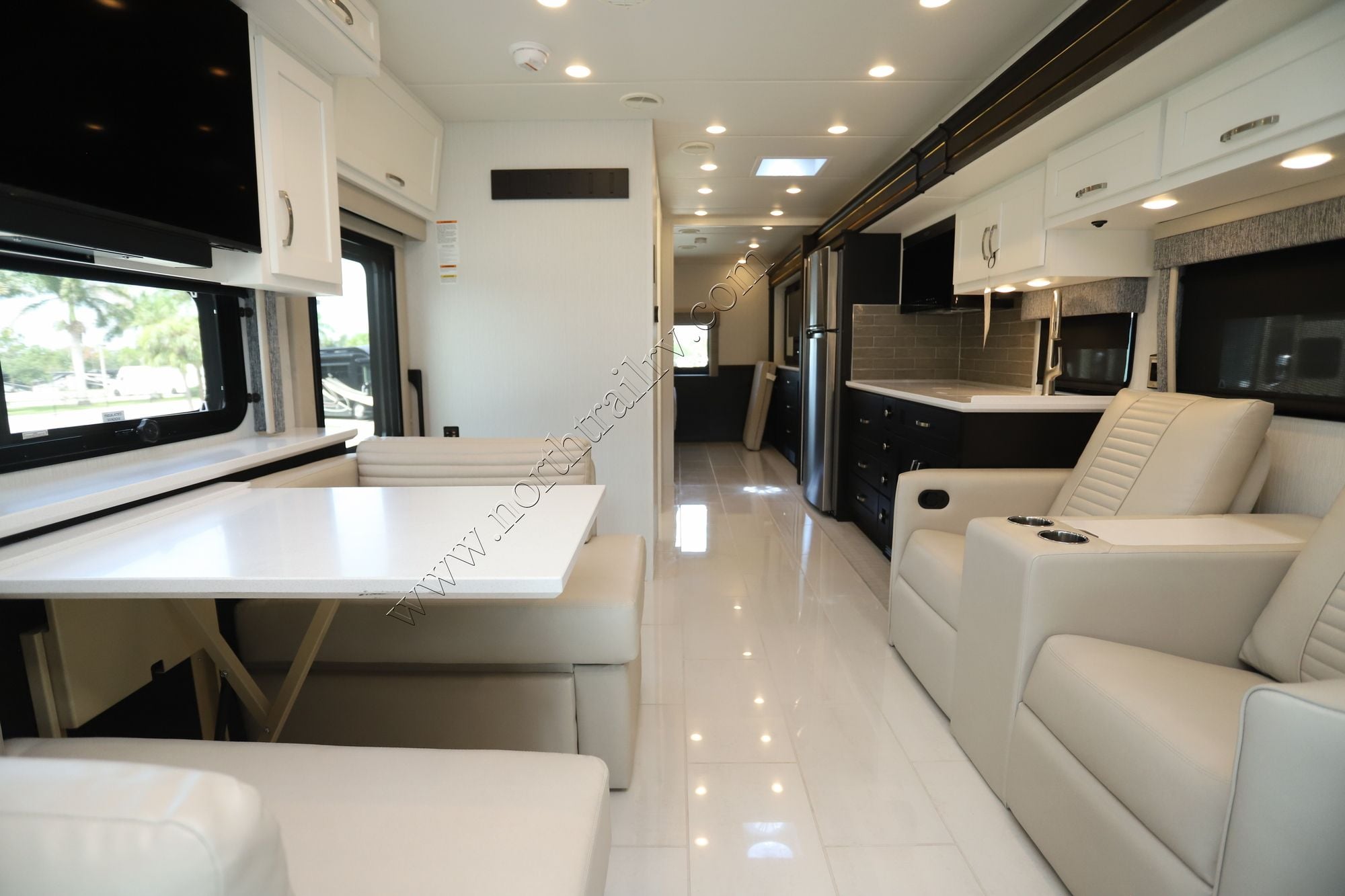 New 2027 Newmar Grand Star 3444 Super C  For Sale