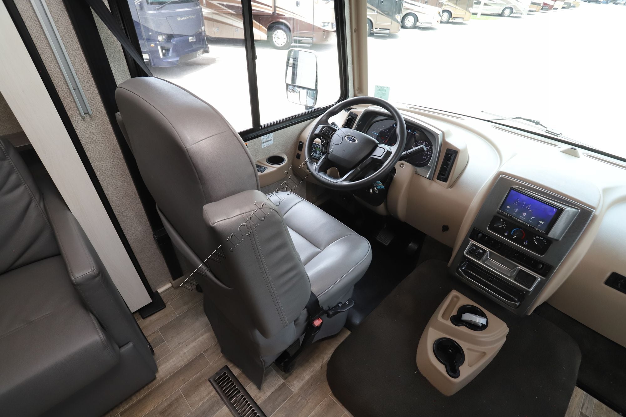 Used 2022 Winnebago Adventurer 29B Class A  For Sale