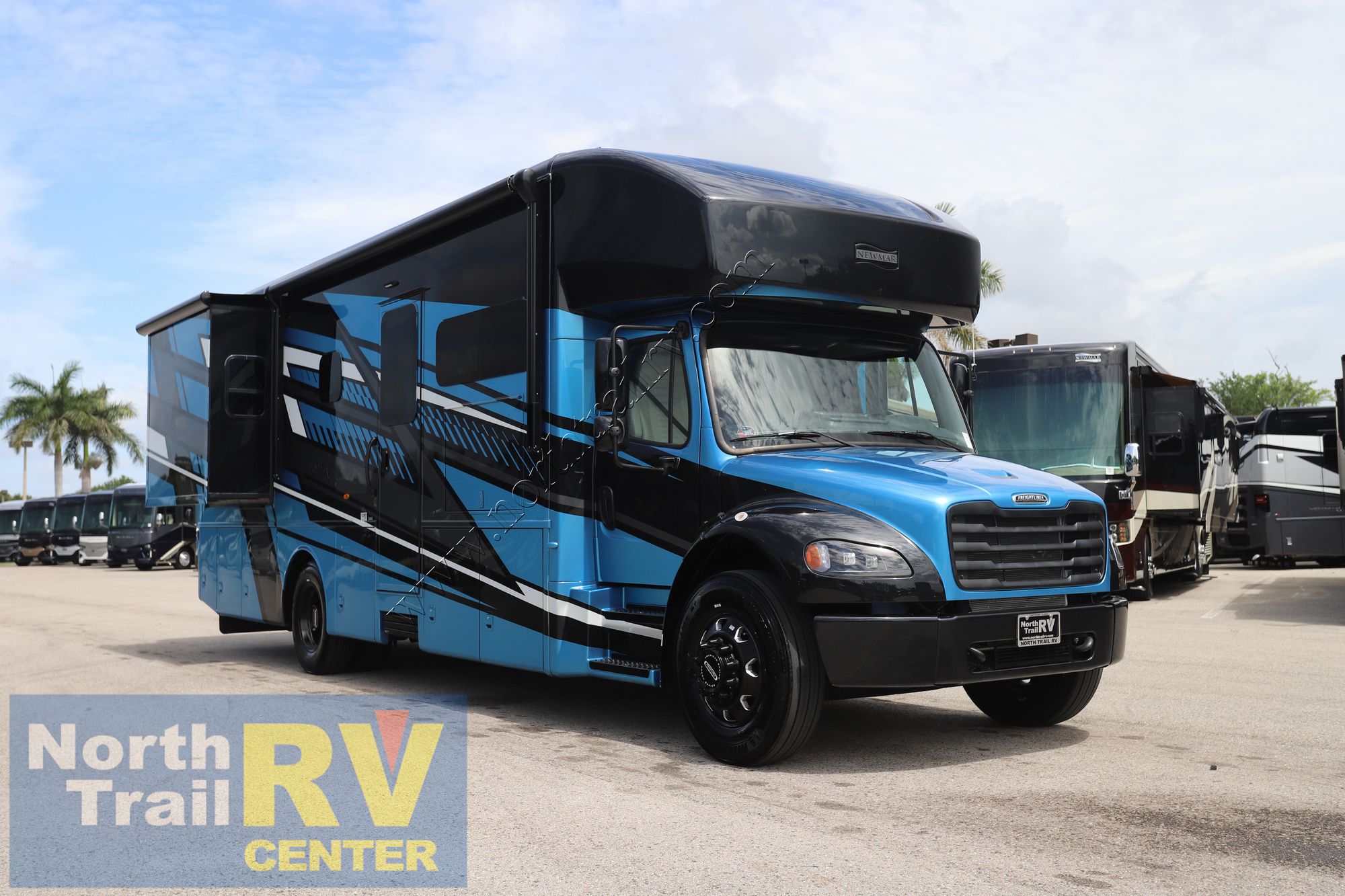 New 2027 Newmar Grand Star 3444 Super C  For Sale