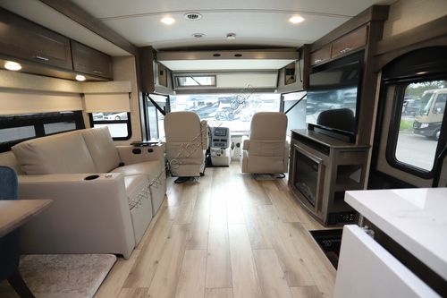 2023 Winnebago Forza 34T