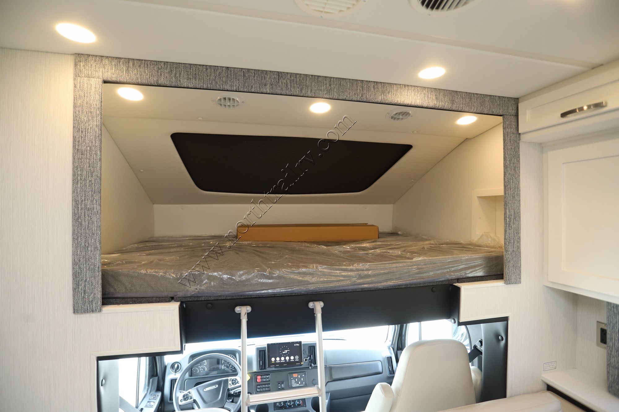 New 2027 Newmar Grand Star 3444 Super C  For Sale
