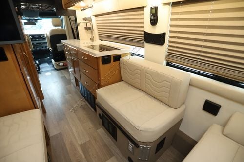 2023 Coachmen Galleria 24FL