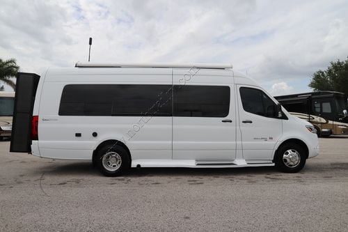 2023 Coachmen Galleria 24FL