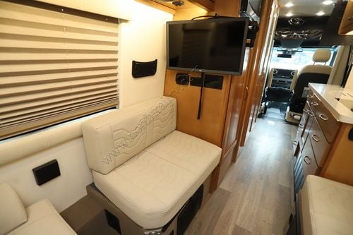 2023 Coachmen Galleria 24FL