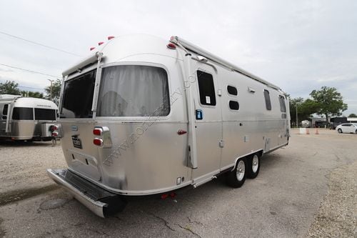 2026 Airstream Globetrotter 27FB