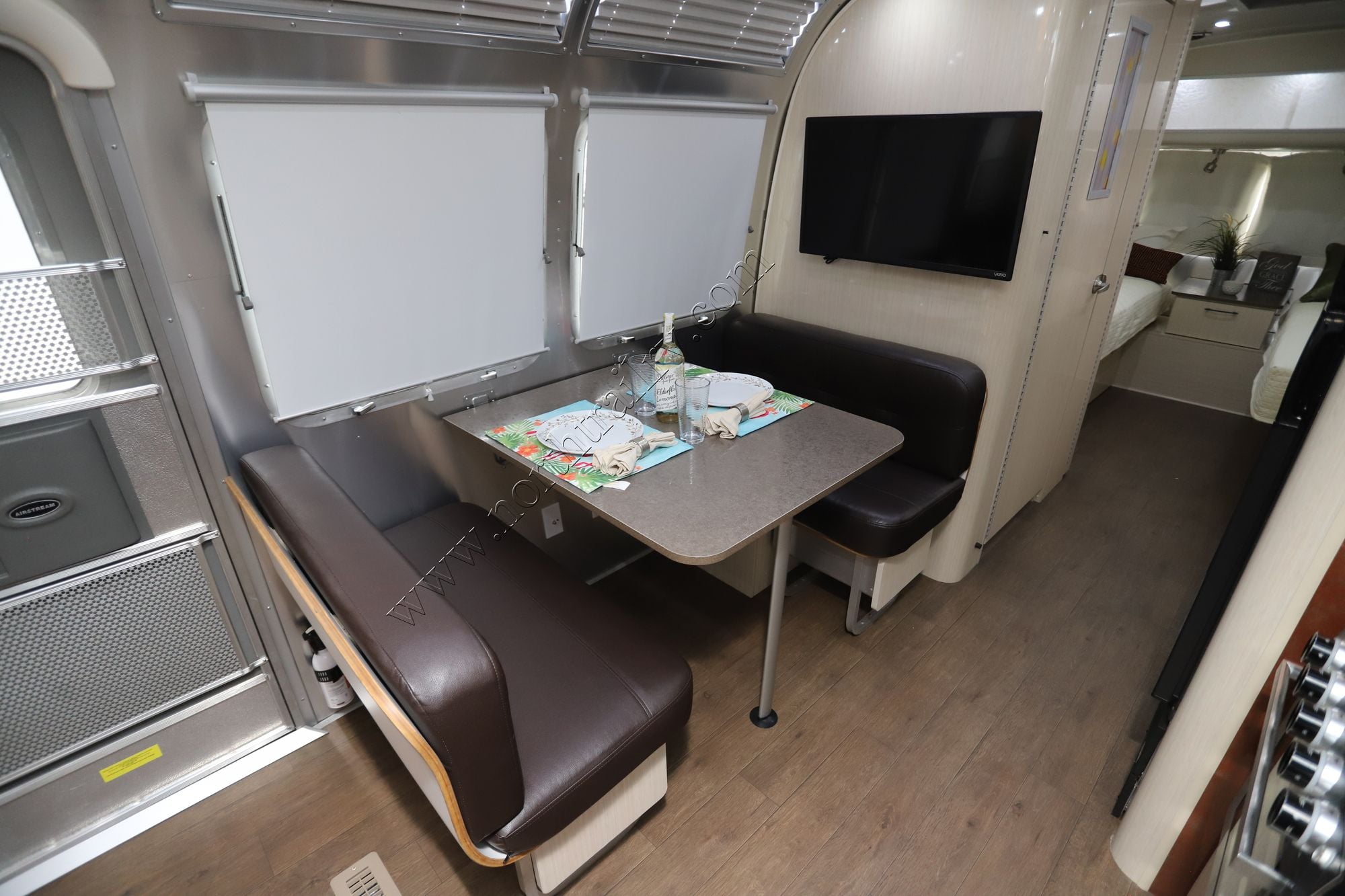 2017 Airstream Intl Serenity 28RB Travel Trailer Used  For Sale