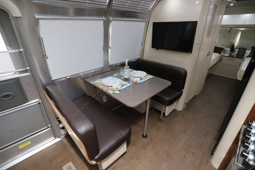 2017 Airstream Intl Serenity 28RB
