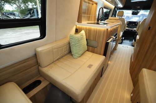 2024 Airstream Interstate 24GL 4X4 E1