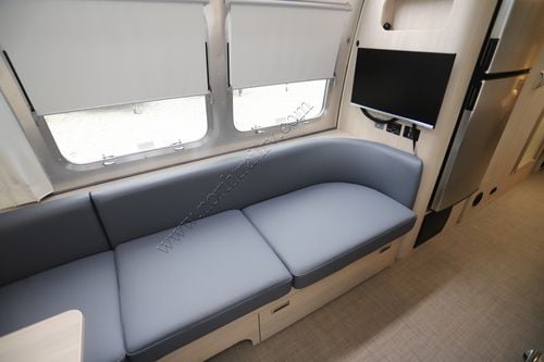 2026 Airstream Globetrotter 27FB