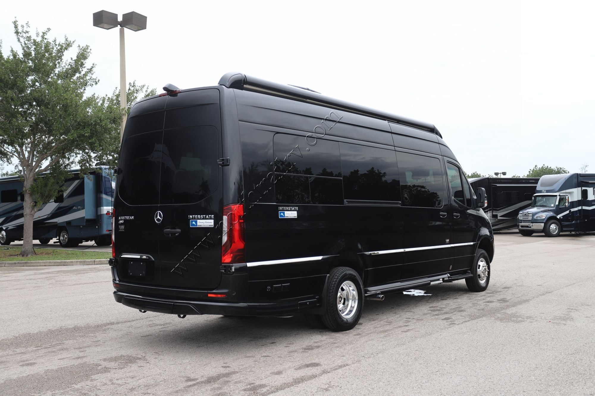 Used 2024 Airstream Interstate 24GL 4X4 E1 Class B  For Sale
